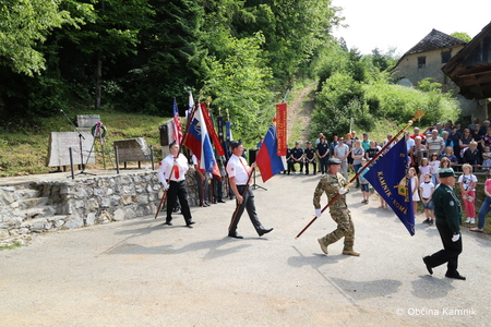 Spominska slovesnost v Češnjicah  (13)